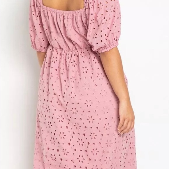 Eloquii Eyelet dress - 18 - Picture 2 of 2